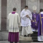 Miércoles de Ceniza. El Papa: La oración, caridad y ayuno pueden cambiar la historia